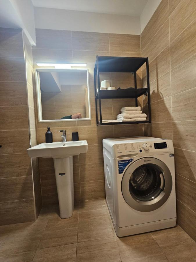 Studio 6 Бухарест Экстерьер фото